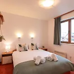 Apartamento Mountain View With Balcony & Access Nearby - Serendipity