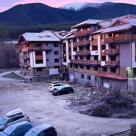 Mountain View With Balcony & Access Nearby - Serendipity Daire *