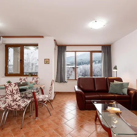 Mountain View With Balcony & Access Nearby - Serendipity Апартаменти Бансько