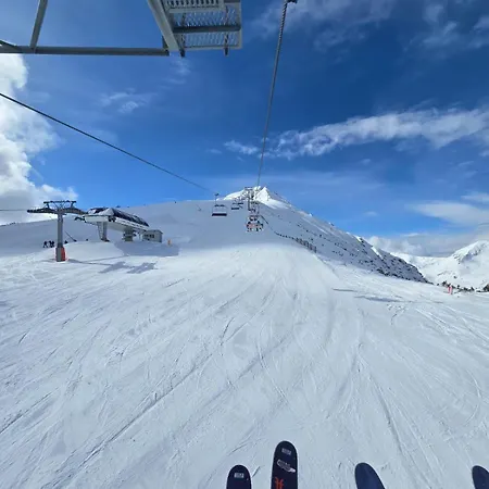 Апартамент Mountain View With Balcony & Access Nearby - Serendipity Банско