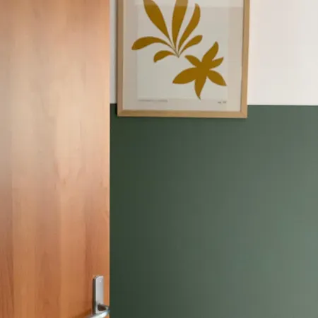 Mountain View With Balcony & Access Nearby - Serendipity バンスコ